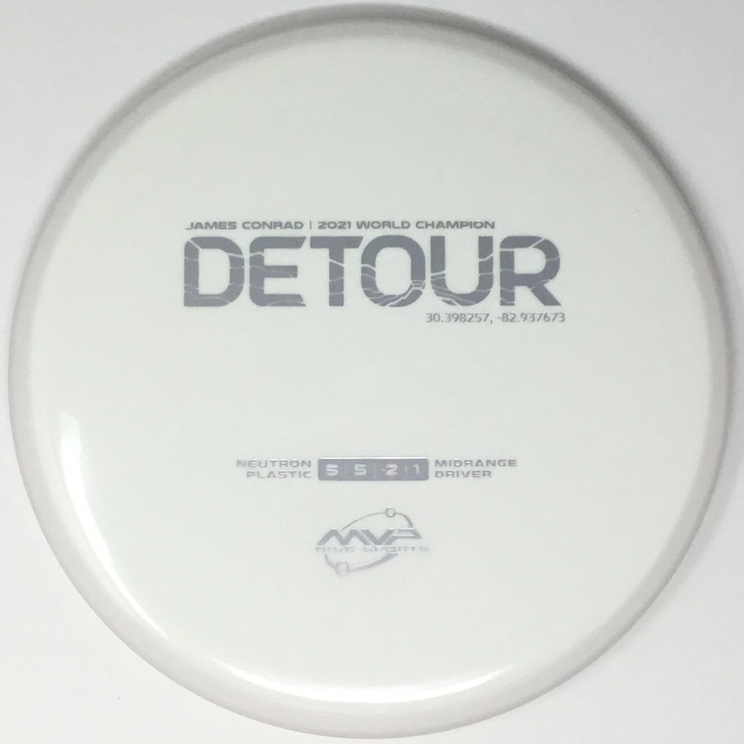 Detour (Neutron - James Conrad Project Lab Coat) - Image 15
