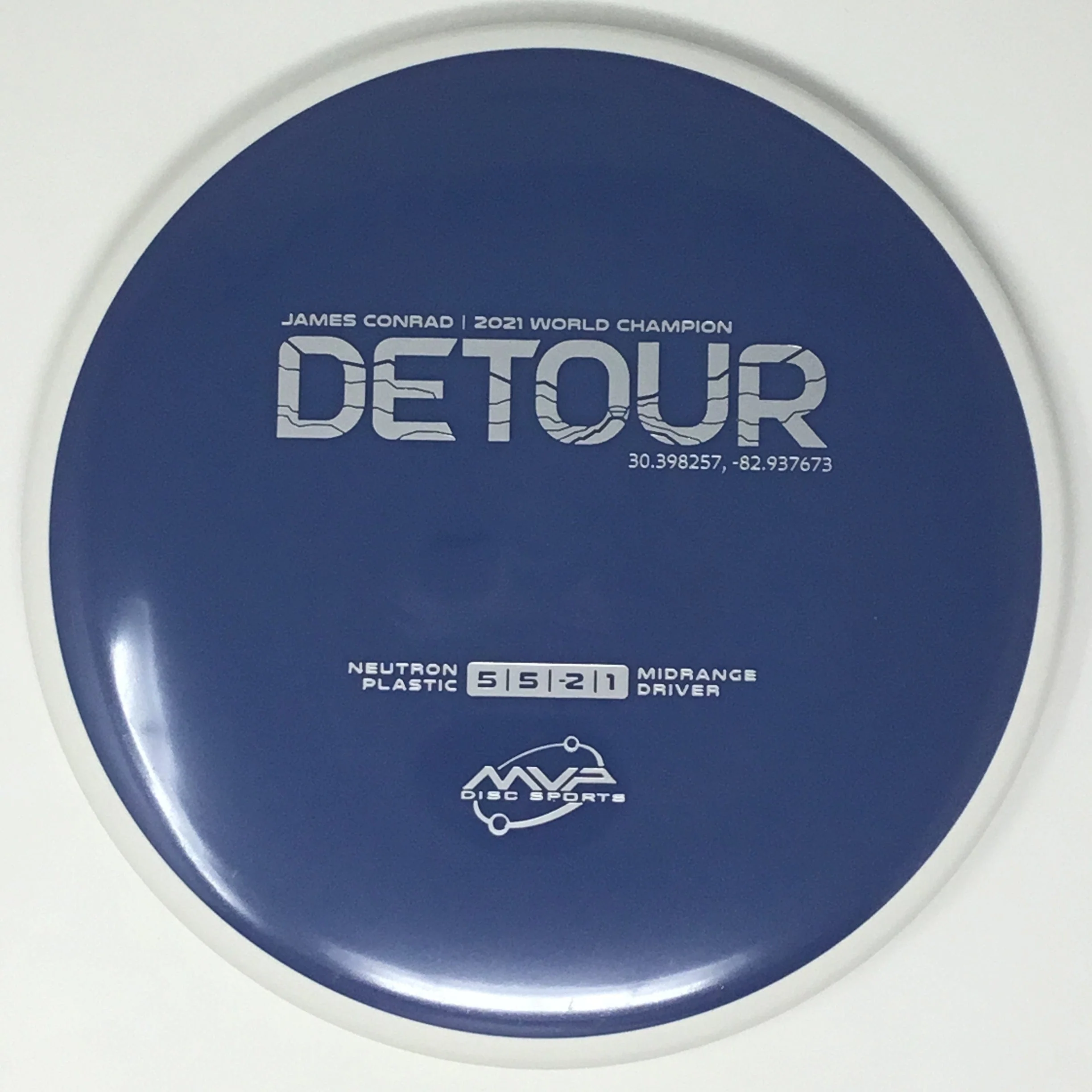 Detour (Neutron - James Conrad Project Lab Coat) - Image 5