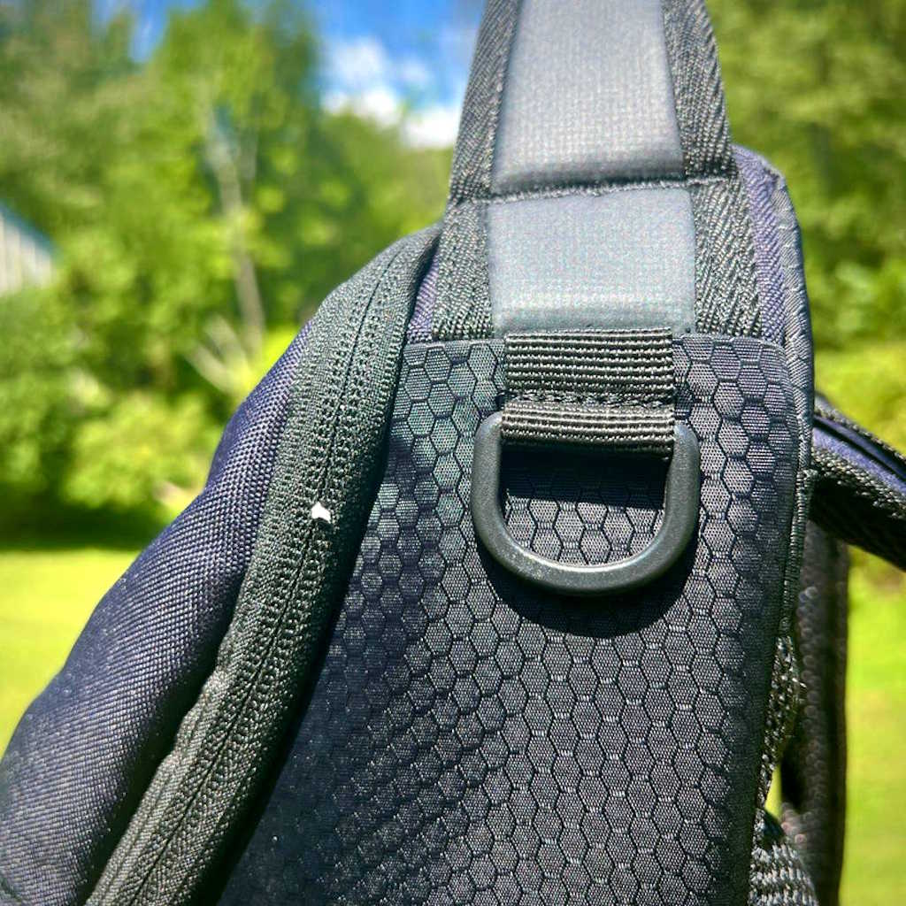 Upper Park Disc Golf Bag (Upper Park Rebel Disc Golf Bag - 30+ Disc Capacity) - Image 12