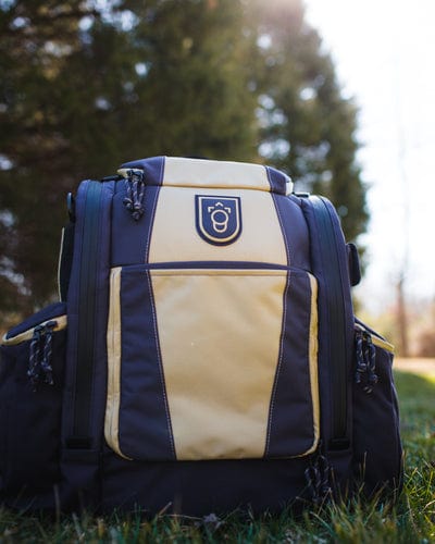 Squatch Disc Golf Bag (Catrina Allen Signature Legend 3.0 with Cooler) - Image 11