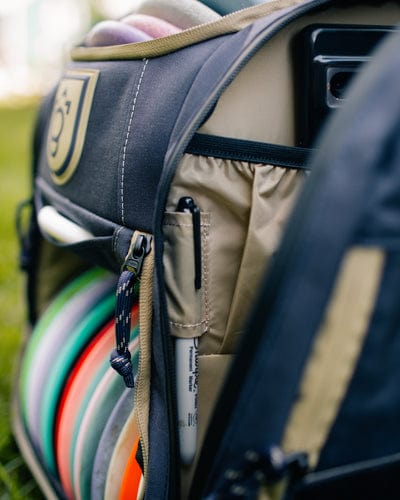 Squatch Disc Golf Bag (Lore 2.0 Bag with Cooler) - Image 59