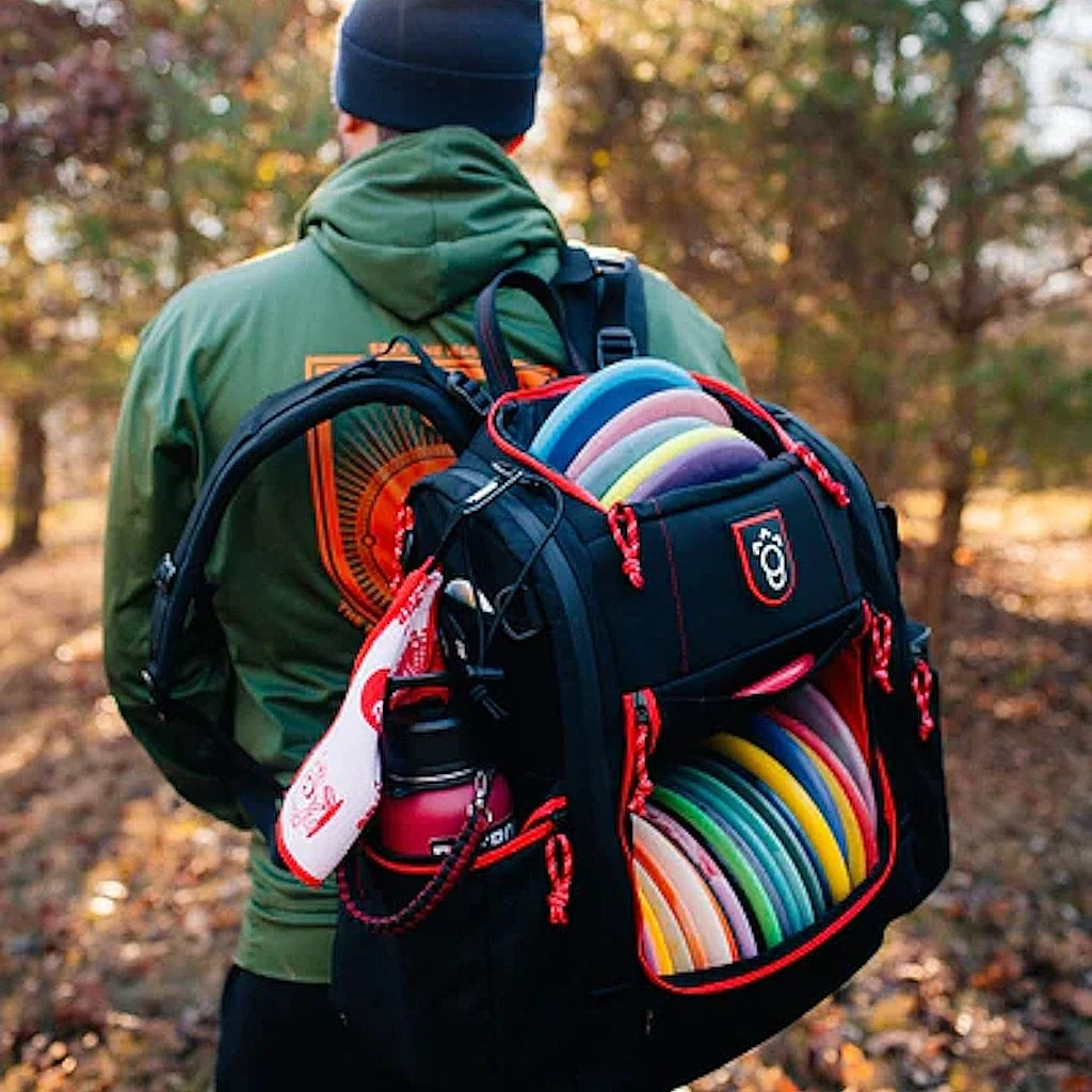 Squatch Disc Golf Bag (Legend 3.0 Disc Golf Bag with Cooler) - Image 5